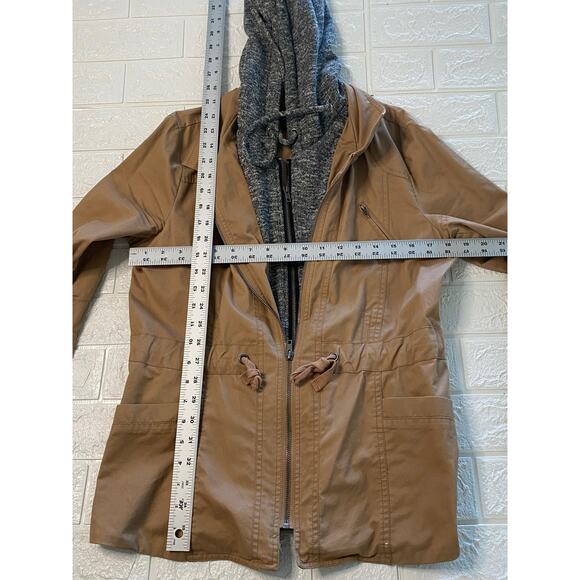 Jacket - Picture 5 of 6